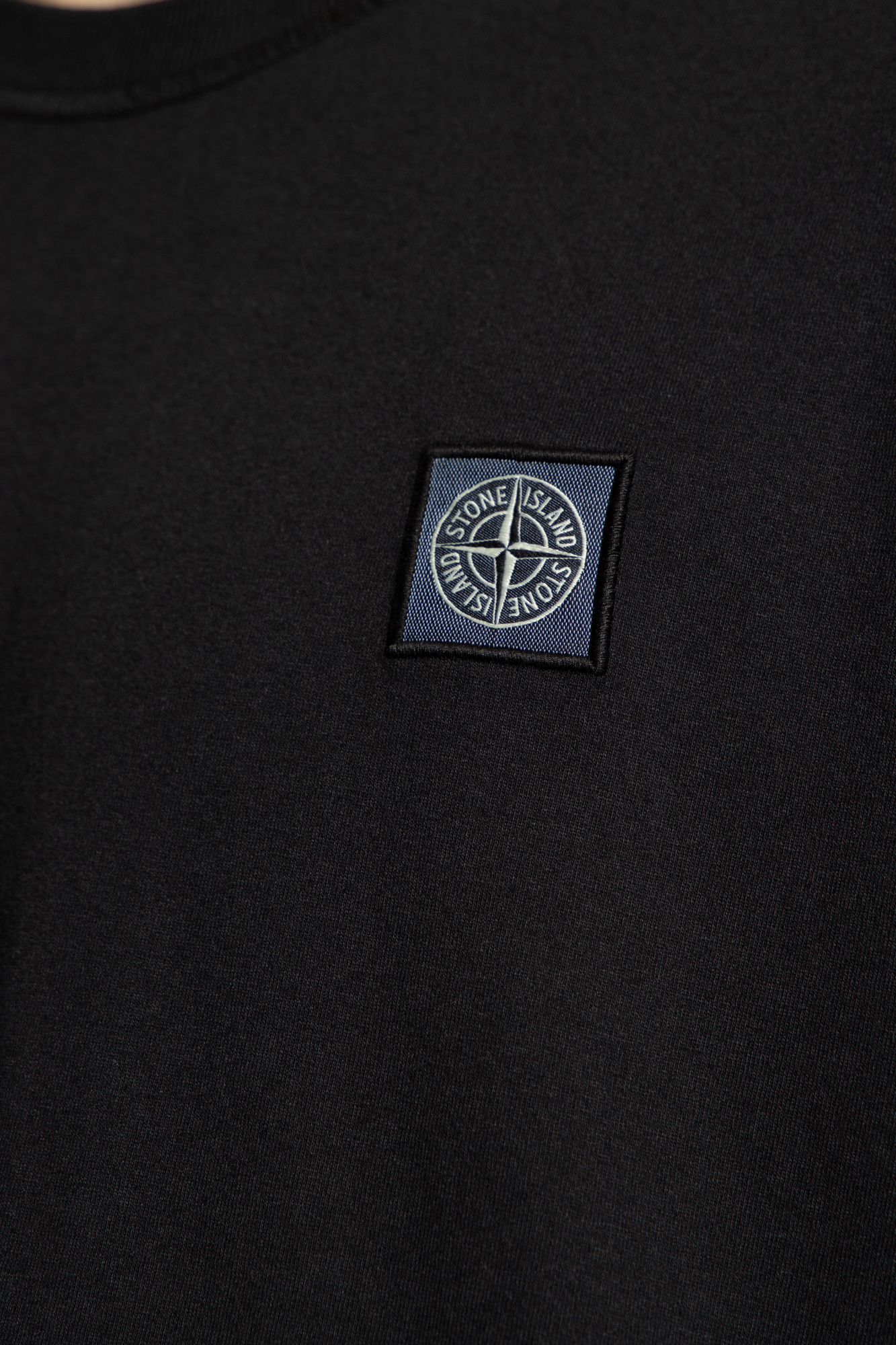 Black T shirt with logo patch Stone Island Vitkac GB